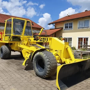 MBU 93 Mini Grader – 4 x 2 (2 wheel drive – rear)