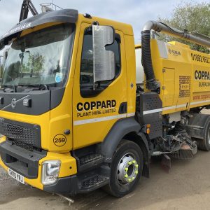 Lorry Road Sweeper – Volvo FL6 Scarab Merlin Sweeper – With operator