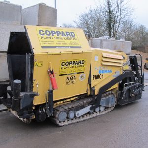 Telescreed Paver- Mini Tracked – Demag DF40C with 1 operators