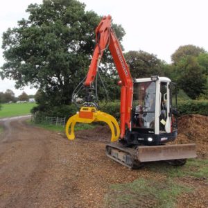 Timber Grab to suit 3 Tonne excavator – C/W Rotator